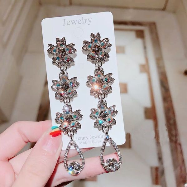 mwsonya new arrival korean shiny rhinestone flower long drop earrings for women elegant brincos party jewelry ear accessories, Golden
mwsonya new arrival korean shiny rhinestone flower long drop earrings for women elegant brincos party jewelry ear accessories, Golden