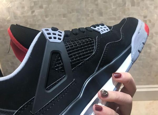 2019 4 bred cool grey basketball shoes black fire red cement grey sports sneakers 4s white cement athletics footwear ment with box
2019 4 bred cool grey basketball shoes black fire red cement grey sports sneakers 4s white cement athletics footwear ment with box