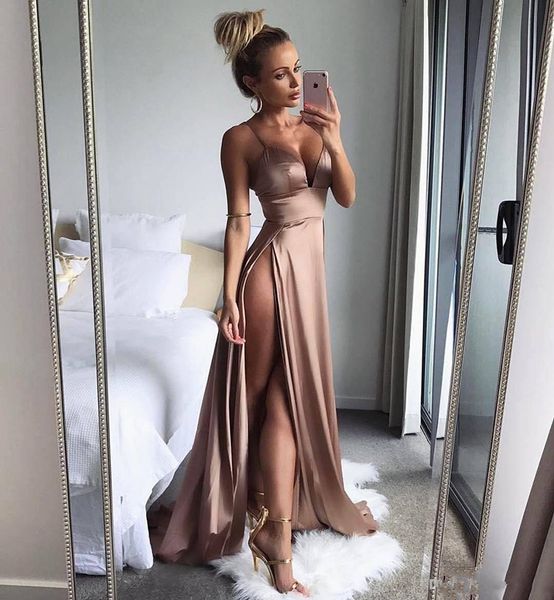 2019 elastic satin deep v neck thigh high slits evening dress concise long party gowns spaghetti straps evening dresses custom made, Black;red
2019 elastic satin deep v neck thigh high slits evening dress concise long party gowns spaghetti straps evening dresses custom made, Black;red