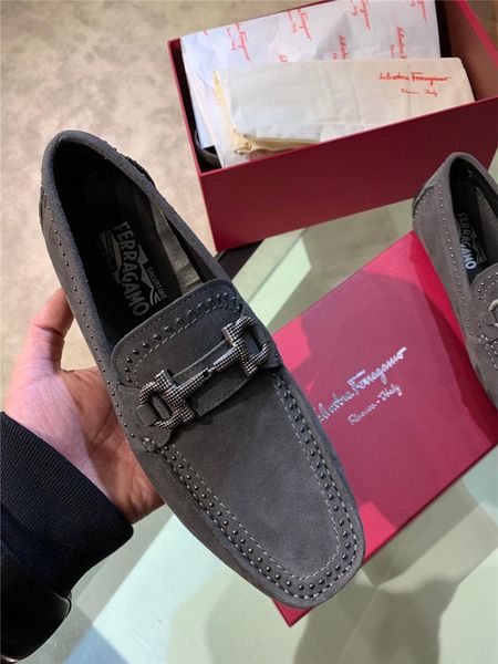 21ss new brand men formal shoes slip on pointed toe patent leather oxford shoes for men dress shoes business plus size 38-46 madal, Black
21ss new brand men formal shoes slip on pointed toe patent leather oxford shoes for men dress shoes business plus size 38-46 madal, Black