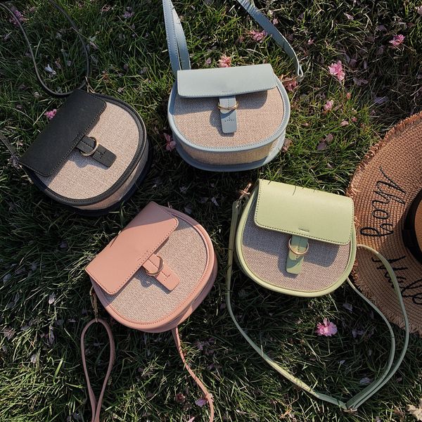 women's casual fashion patchwork one-shoulder hand-held small saddle bag crossbody bags for women
women's casual fashion patchwork one-shoulder hand-held small saddle bag crossbody bags for women