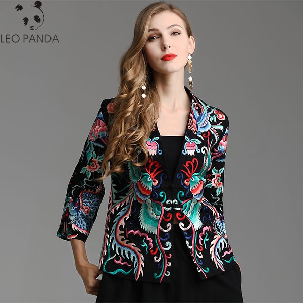 2019 jackets spring autumn coat outerwear women vintage embroidery single breasted long sleeve coat jacket s- xxl, Black;brown
2019 jackets spring autumn coat outerwear women vintage embroidery single breasted long sleeve coat jacket s- xxl, Black;brown