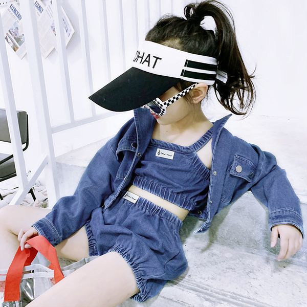 girls denim suit spring clothing new style korean-style children fashion coat vest shorts three-piece set fashion girl clothes t200414, White
girls denim suit spring clothing new style korean-style children fashion coat vest shorts three-piece set fashion girl clothes t200414, White