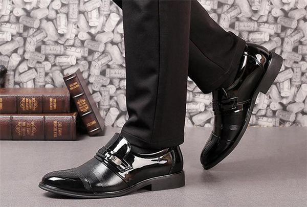 spring and autumn printed retro pointed sleeves solid color casual men's leather shoes, Black
spring and autumn printed retro pointed sleeves solid color casual men's leather shoes, Black