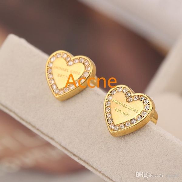 Hotsale женщины серьги любовь сердце серьги стержня высокое качество Кристалл сереб
Hotsale женщины серьги любовь сердце серьги стержня высокое качество Кристалл сереб