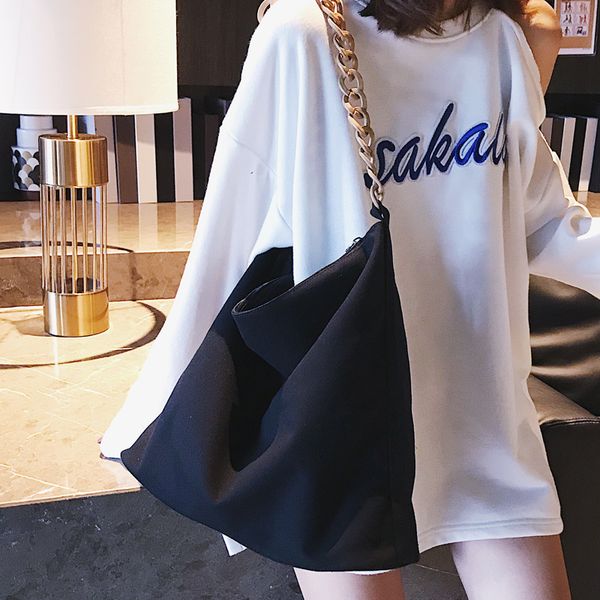new chic acrylic chain women tote bag fashion ladies shoulder bag for girl casual messenger big capacity travel shopping
new chic acrylic chain women tote bag fashion ladies shoulder bag for girl casual messenger big capacity travel shopping