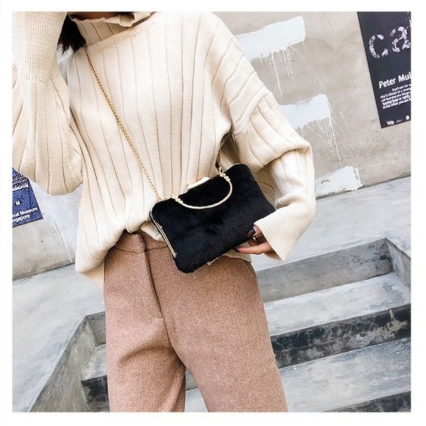 women's dinner bag shoulder bag 2020 new handbag slant cross dinner party fluffy women's hand chain
women's dinner bag shoulder bag 2020 new handbag slant cross dinner party fluffy women's hand chain