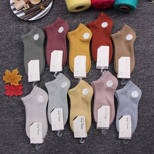 women ankle socks solid color socks cotton spring summer fashion colorful ladies female invisible slipper short for girls, Black;white
women ankle socks solid color socks cotton spring summer fashion colorful ladies female invisible slipper short for girls, Black;white