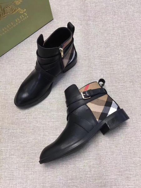 burberry высокое качество женская обувь загрузки плюс размер роскошные footwears открытый прогулки кожаный дизайн блок каблуки женские сапог, Black
burberry высокое качество женская обувь загрузки плюс размер роскошные footwears открытый прогулки кожаный дизайн блок каблуки женские сапог, Black