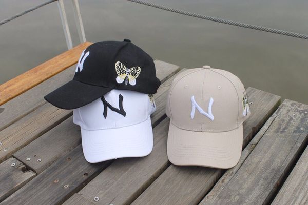 Cap de igner hat famou luxury nbrand de igner hat f277 men women new ba eball cap fa hion butterfly new tyle black white beige 2019
Cap de igner hat famou luxury nbrand de igner hat f277 men women new ba eball cap fa hion butterfly new tyle black white beige 2019
