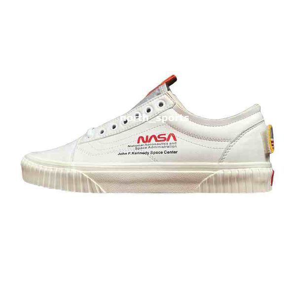 2019 new nasa space voyager old skool true white orange canvas designer shoes fashion women mens casual sneakers 35-44
2019 new nasa space voyager old skool true white orange canvas designer shoes fashion women mens casual sneakers 35-44