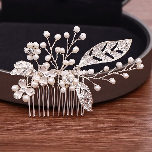 bride tiara silver rhinestone leaf pearl hair comb hair accessories wedding bridal comb hairclips headpiece jewelry, Golden;white
bride tiara silver rhinestone leaf pearl hair comb hair accessories wedding bridal comb hairclips headpiece jewelry, Golden;white
