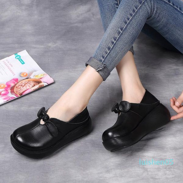 xiuteng spring women flats shoes platform sneakers slip on flats genuine leather ladies loafers casual shoes women creepers 2020 l05, Black
xiuteng spring women flats shoes platform sneakers slip on flats genuine leather ladies loafers casual shoes women creepers 2020 l05, Black