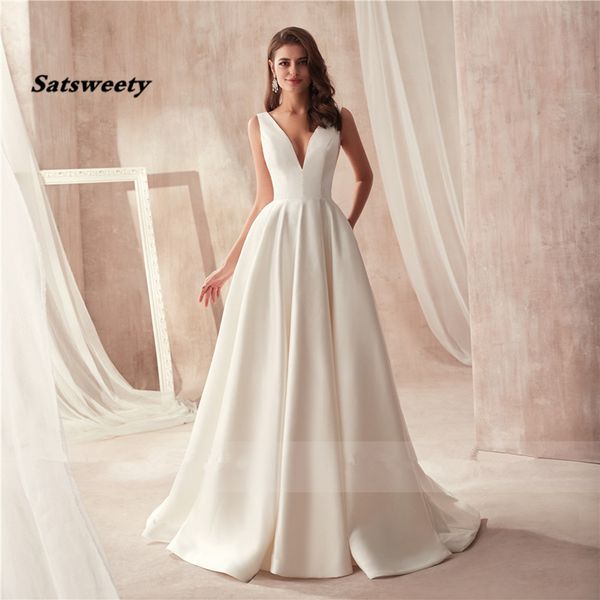 famous design satin wedding dress with pocket v-neck cutout side open back bridal dress pocket vestido longo de festa, White
famous design satin wedding dress with pocket v-neck cutout side open back bridal dress pocket vestido longo de festa, White