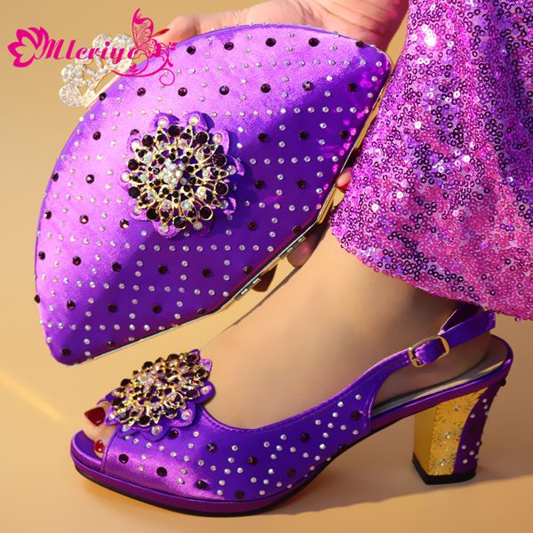 new arrival women african shoes and bag set decorated with rhinestone high heels shoes and bag set 2019 party pumps women, Black;white
new arrival women african shoes and bag set decorated with rhinestone high heels shoes and bag set 2019 party pumps women, Black;white