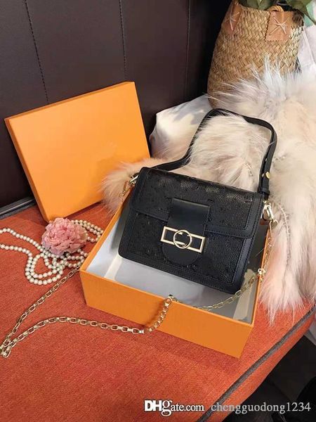 single shoulder bucket bags woman bag genuine leather handbag the new 2019 fashion joker inclined portable messenge
single shoulder bucket bags woman bag genuine leather handbag the new 2019 fashion joker inclined portable messenge