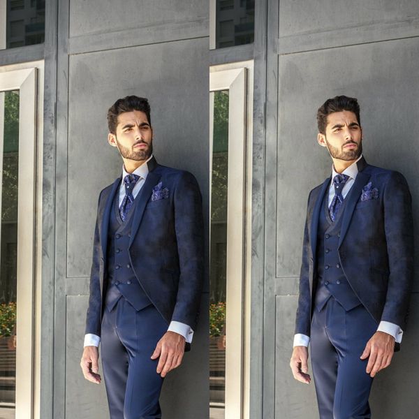 2019 latest designed wedding tailcoat one button shawl lapel slim groom wear groomsman set man suits business wear (jacket+vest+pant, Black;gray
2019 latest designed wedding tailcoat one button shawl lapel slim groom wear groomsman set man suits business wear (jacket+vest+pant, Black;gray