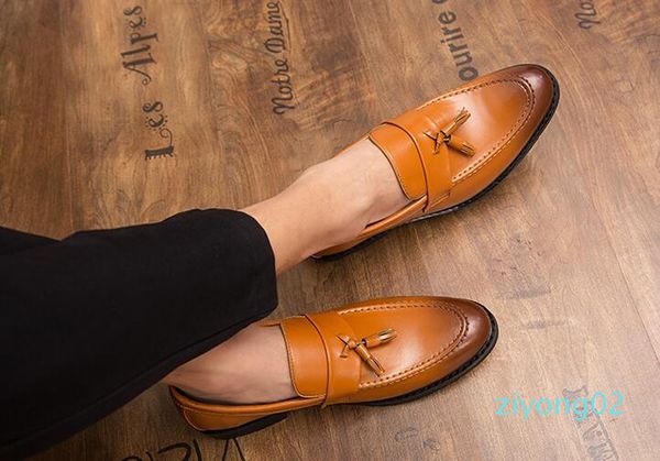 newes designer men fashion pointed tassels flats gentleman shoes male wedding homecoming prom formal dress shoes for man z2, Black
newes designer men fashion pointed tassels flats gentleman shoes male wedding homecoming prom formal dress shoes for man z2, Black