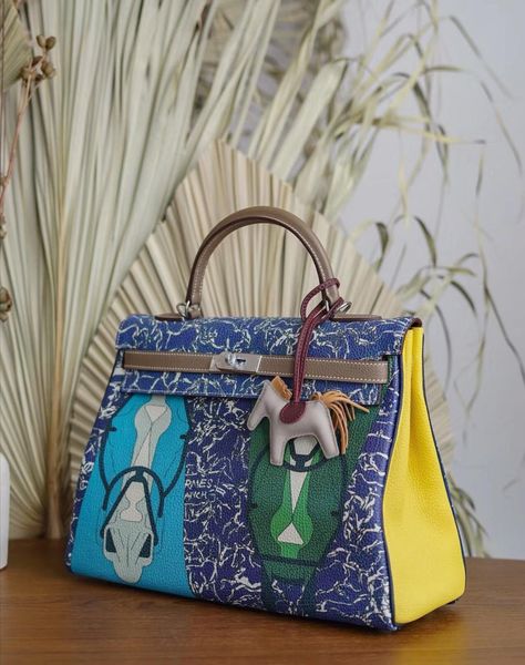 quality women's brand shoulde bags,luxury purs,designed handbag from factory directly,made by calf, lamb skin,crocodile skin,fast deliv
quality women's brand shoulde bags,luxury purs,designed handbag from factory directly,made by calf, lamb skin,crocodile skin,fast deliv