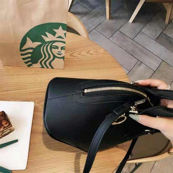 designer-women designer handbags crossbody messenger shoulder bags 2019 famous fashion tote clutch shopping bag ladies purses
designer-women designer handbags crossbody messenger shoulder bags 2019 famous fashion tote clutch shopping bag ladies purses