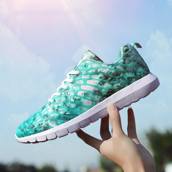 2018 breathable sports shoes men women outdoor walking shoes light running female male sneakers plus size 35-46
2018 breathable sports shoes men women outdoor walking shoes light running female male sneakers plus size 35-46
