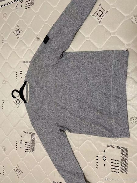 19ss europe high-end functional sports casual mens sweaters basic section loose version arm omg embroidery crew neck sweatshirts couple, White;black
19ss europe high-end functional sports casual mens sweaters basic section loose version arm omg embroidery crew neck sweatshirts couple, White;black