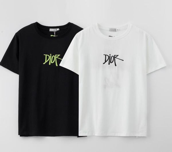 2020 Новый конструктор Мужские футболки Мода Кристиан Dior Одежда Summer Casual Streetwear Футболка Rivet Бленда хлопка шеи экипажа 04
2020 Новый конструктор Мужские футболки Мода Кристиан Dior Одежда Summer Casual Streetwear Футболка Rivet Бленда хлопка шеи экипажа 04