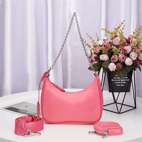 designer hobo shoulder bag for women chest pack lady tote chains handbags presbyopic purse messenger bag designer handbags canvas wholesale
designer hobo shoulder bag for women chest pack lady tote chains handbags presbyopic purse messenger bag designer handbags canvas wholesale