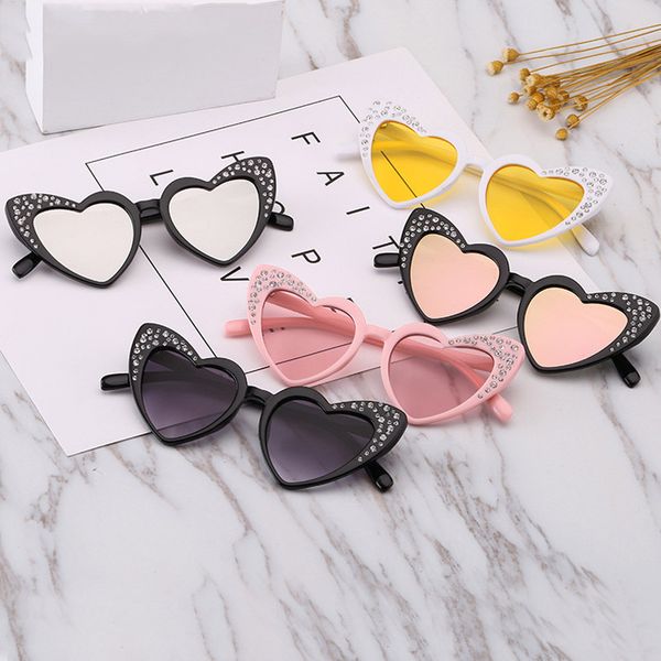 fashion kids sunglasses cat eye child sun glasses baby children uv400 girls boys kids heart crystal decoration eyeglasses, White;black
fashion kids sunglasses cat eye child sun glasses baby children uv400 girls boys kids heart crystal decoration eyeglasses, White;black