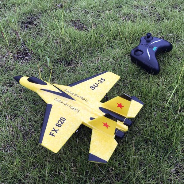 2.4g glider plane hand throwing foam drone su35 rc airplane model fixed wing toy aviones a control remoto juguete toys for boys y200428
2.4g glider plane hand throwing foam drone su35 rc airplane model fixed wing toy aviones a control remoto juguete toys for boys y200428