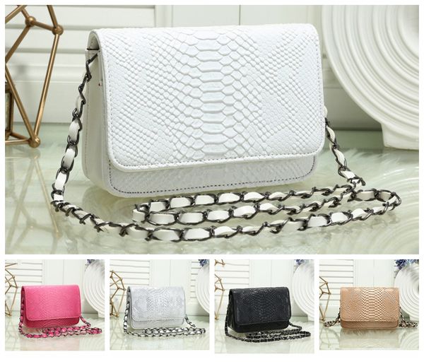 2019 new famous designer women handbags shoulder styles bags fashion brand designer luxury handbags purses genuine leather lady handle bag11
2019 new famous designer women handbags shoulder styles bags fashion brand designer luxury handbags purses genuine leather lady handle bag11
