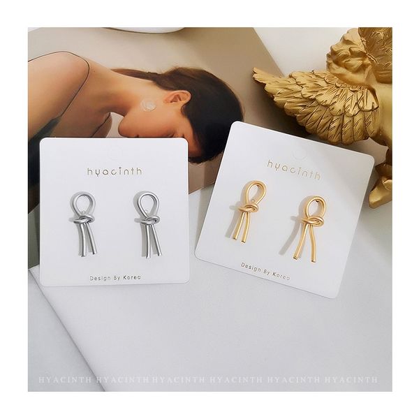 ins minimalist matte earrings original design knotted earrings korean temperament women's fashion jewelry, Golden;silver
ins minimalist matte earrings original design knotted earrings korean temperament women's fashion jewelry, Golden;silver