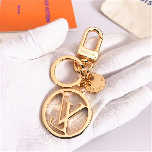 2020european and american export source pendant key chain epidemic prevention mascot, Silver
2020european and american export source pendant key chain epidemic prevention mascot, Silver