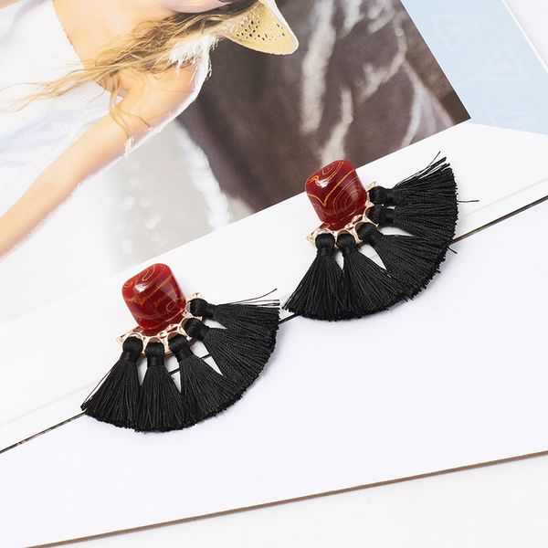 fan shape black thread taseel sweet geometry earring stud for women, red brown earring, Golden;silver
fan shape black thread taseel sweet geometry earring stud for women, red brown earring, Golden;silver