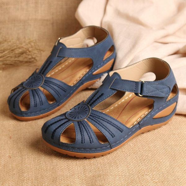 new women sandals wedge summer women ankle hook loop hollow vintage soft beach sole casual shoes ladies shoes plus size 34~43, Black
new women sandals wedge summer women ankle hook loop hollow vintage soft beach sole casual shoes ladies shoes plus size 34~43, Black