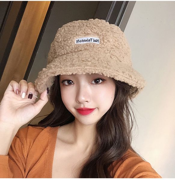 maxi wild lamb plush fisherman hat female autumn and winter retro warm earmuffs cap, Blue;gray 
maxi wild lamb plush fisherman hat female autumn and winter retro warm earmuffs cap, Blue;gray