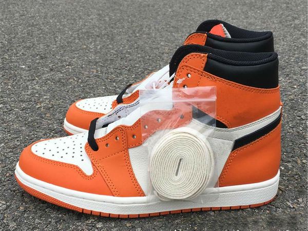 new true 1 high og black orange men basketball shoes sports male 1s sneakers wholesale box size 8-13 
new true 1 high og black orange men basketball shoes sports male 1s sneakers wholesale box size 8-13