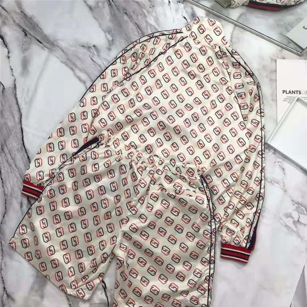 mens designer jacket sets tracksuit brand coat with zipper print striped side for men women joggers tracksuit fashion jacket and shorts, Black;brown
mens designer jacket sets tracksuit brand coat with zipper print striped side for men women joggers tracksuit fashion jacket and shorts, Black;brown