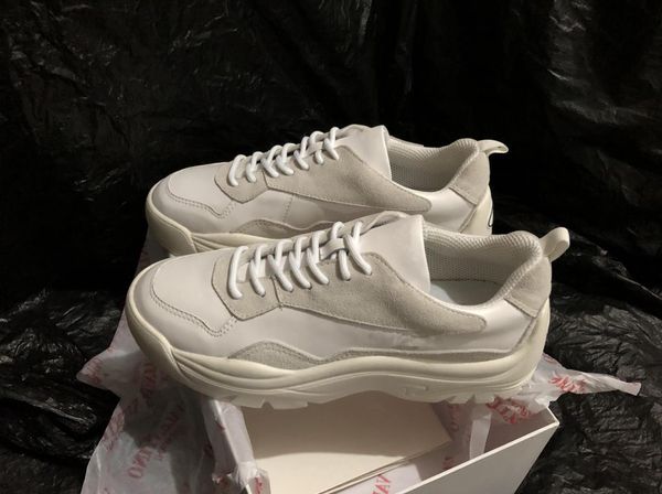 new wholesale hococal women/men casual shoes camouflage leather lace up couple star shoes flat shoes with box size 35-46, Black
new wholesale hococal women/men casual shoes camouflage leather lace up couple star shoes flat shoes with box size 35-46, Black