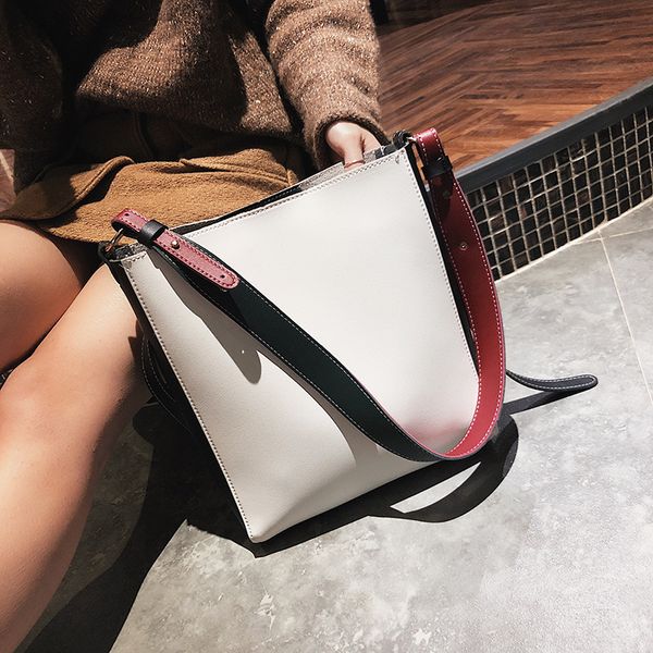 korean-style all-match shoulder bag scrub big bag wide shoulder strap messenger large capacity women's
korean-style all-match shoulder bag scrub big bag wide shoulder strap messenger large capacity women's