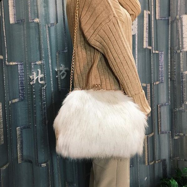 2020 new ladies pleated dumplings bags women fashion plush shoulder messenger bags casual solid female handbags women clip bag
2020 new ladies pleated dumplings bags women fashion plush shoulder messenger bags casual solid female handbags women clip bag