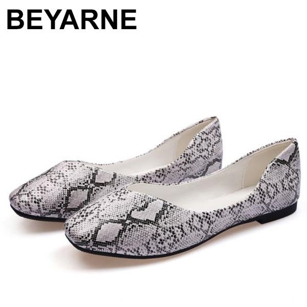 beyarne snake model square toe flat shoes woman soft bottom shallow moccasins comfortable ballet shoes ladies casual big size, Black
beyarne snake model square toe flat shoes woman soft bottom shallow moccasins comfortable ballet shoes ladies casual big size, Black