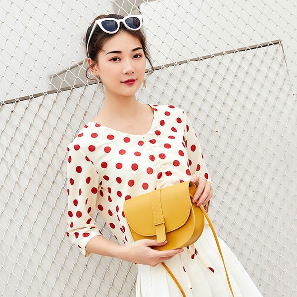 bag female 2020 new fashion female bag simple feminine temperament shoulder messenger fashion saddle
bag female 2020 new fashion female bag simple feminine temperament shoulder messenger fashion saddle