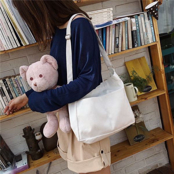 2020 женская мода сумка небольшой аромат темперамент сумка студент девушка ленивый ветер холст дикий
2020 женская мода сумка небольшой аромат темперамент сумка студент девушка ленивый ветер холст дикий