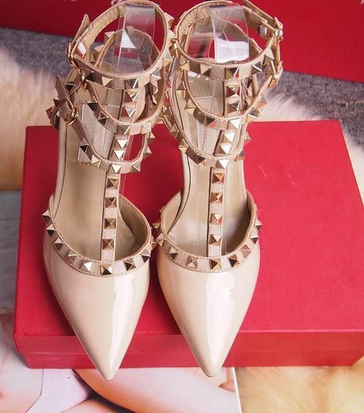 женщины высоких каблуков платье обувь партии мода заклепка девушка сексуальной заостренный носок обувь пряжки платформа насосами свадебных т, Black 
женщины высоких каблуков платье обувь партии мода заклепка девушка сексуальной заостренный носок обувь пряжки платформа насосами свадебных т, Black