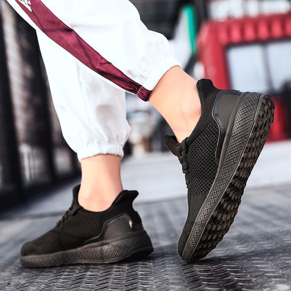 2020 classic black white red grey casual shoes sale men women boy girl sneakers breathable outdoor sports running shoes
2020 classic black white red grey casual shoes sale men women boy girl sneakers breathable outdoor sports running shoes