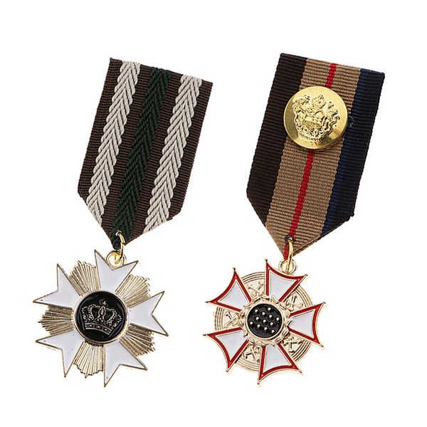 2 pieces stripe fabric medal badge men women cospaly uniform brooch pin costume jewelry, Gray
2 pieces stripe fabric medal badge men women cospaly uniform brooch pin costume jewelry, Gray