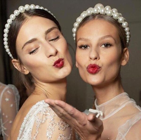 designer pearl hair hoop trendy luxury big imitation pearl headband for women elegant headwear girls hair accessories wedding party jewelry, Silver
designer pearl hair hoop trendy luxury big imitation pearl headband for women elegant headwear girls hair accessories wedding party jewelry, Silver