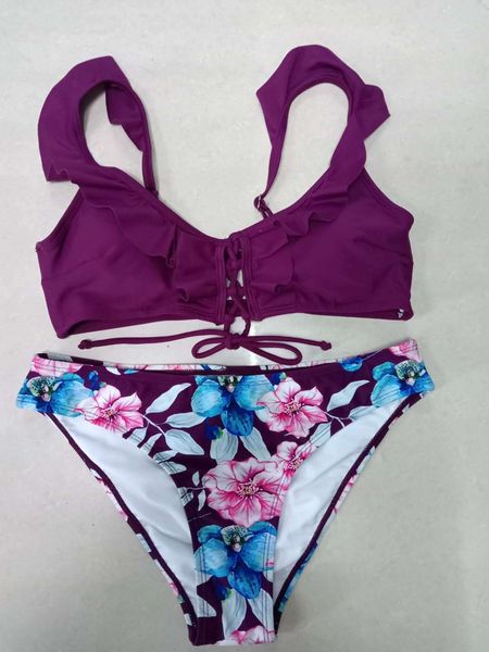 2020 sports large size bikini pleated swimsuit female bikini swimsuit, White;black