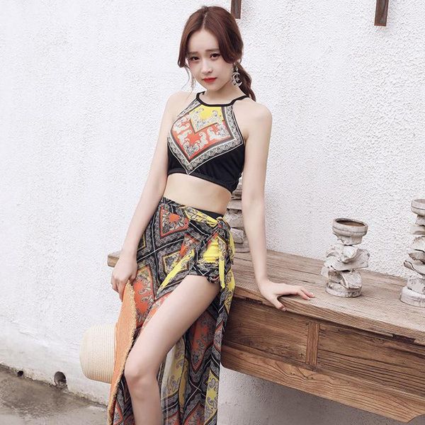 3pcs/set women summer bikini sets blue yellow color fashion national style printing swimwear set female beach wear, White;black
3pcs/set women summer bikini sets blue yellow color fashion national style printing swimwear set female beach wear, White;black
